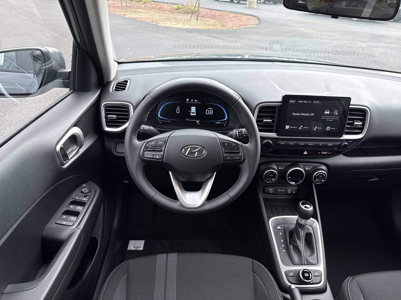 New 2026 Hyundai Venue SEL FWD image 16