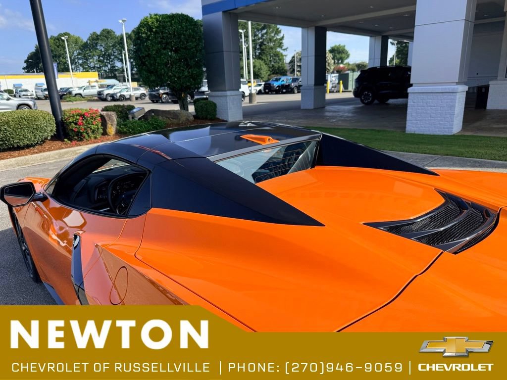 Used 2024 Chevrolet Corvette Stingray Preferred Conv w/ Z51 Performance Package RWD image 25