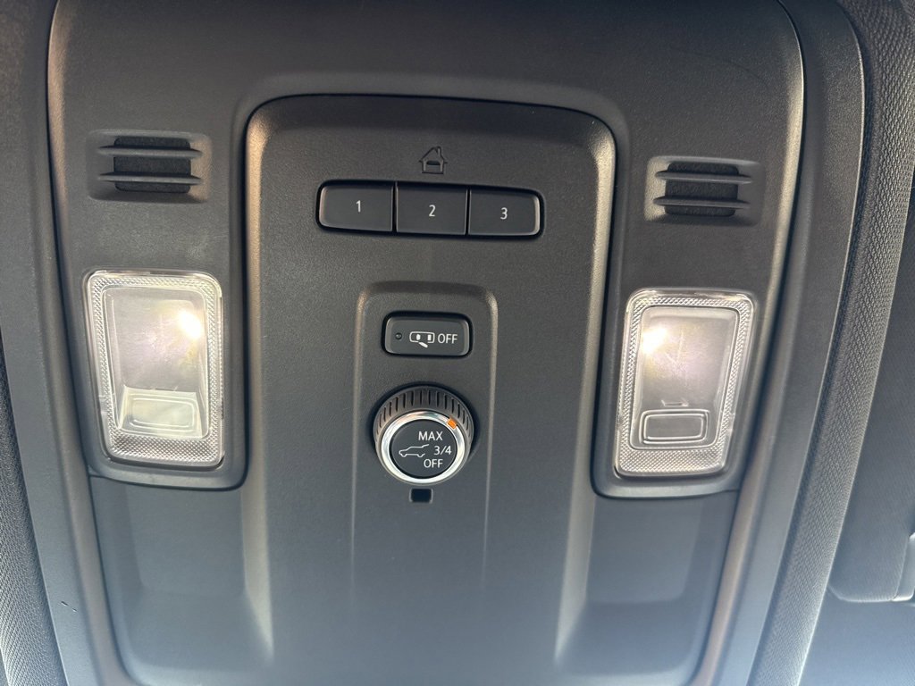 Used 2023 Chevrolet Tahoe LT image 44