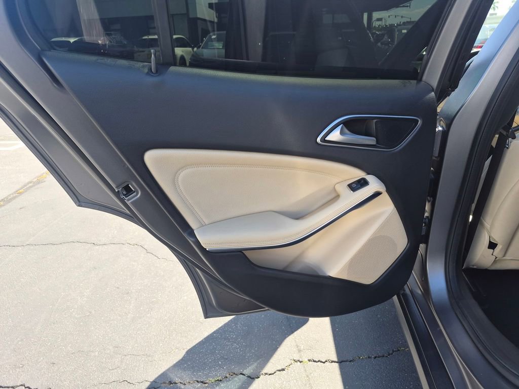 Used 2019 Mercedes-Benz GLA 250 image 23