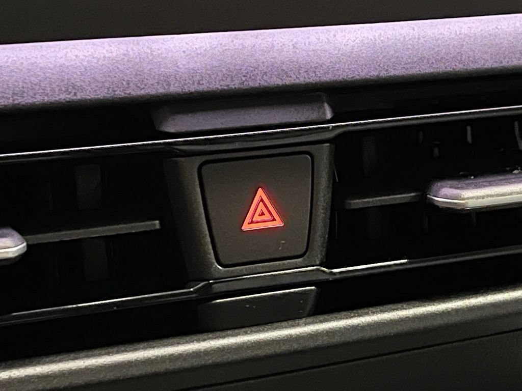 New 2026 Volkswagen Tiguan SE AWD/4WD image 11