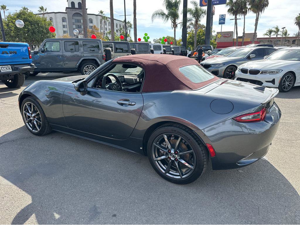 Used 2018 MAZDA MX-5 Miata Grand Touring image 40