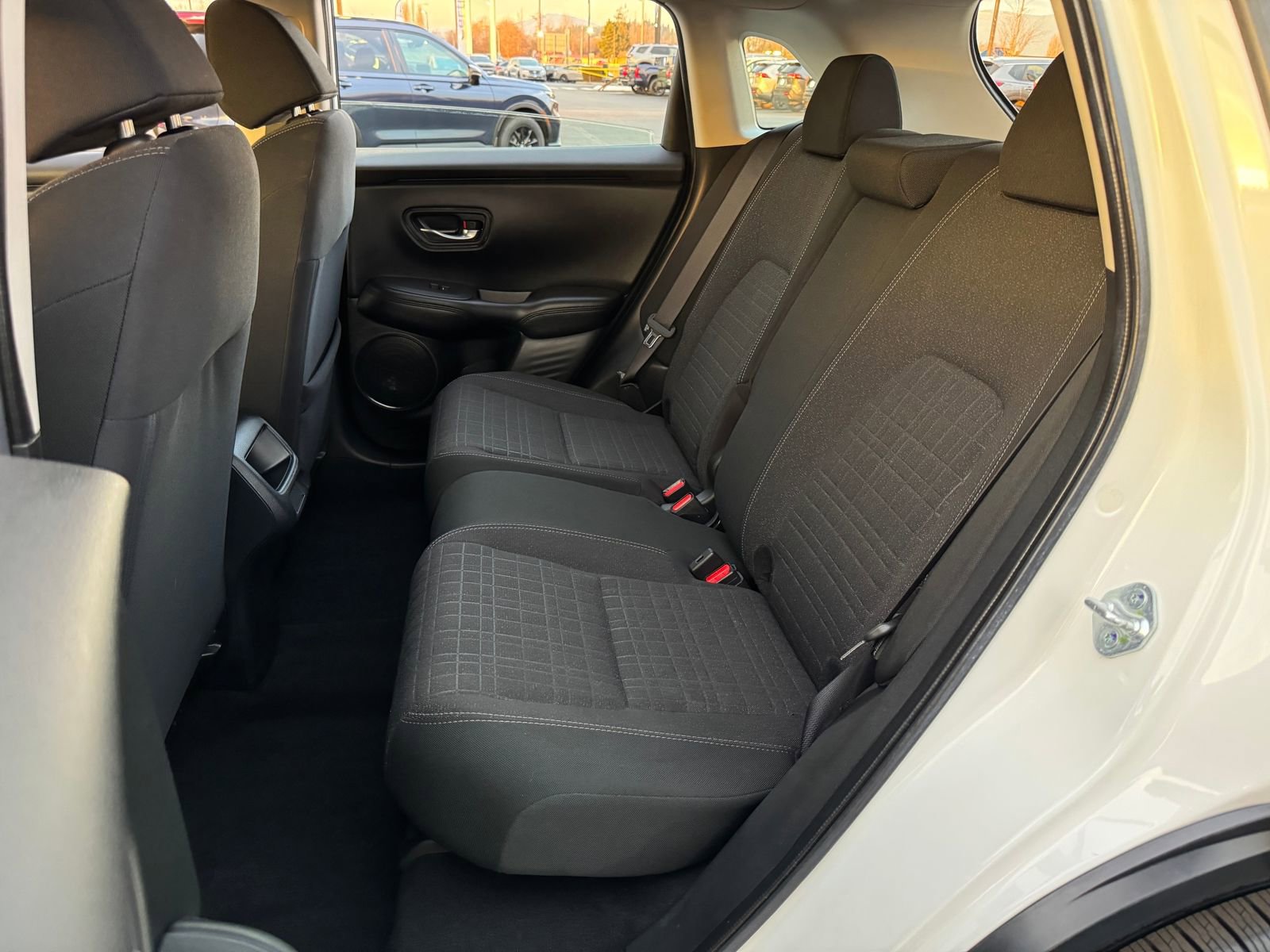 Used 2023 Honda HR-V LX image 27