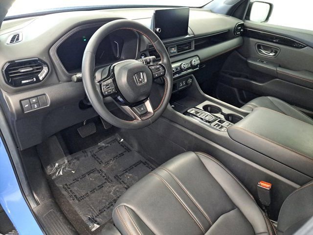 Certified 2025 Honda Pilot TrailSport image 20