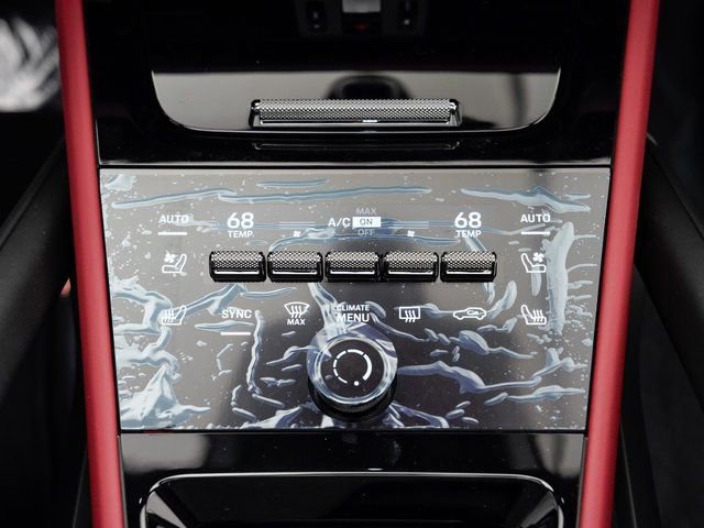 Certified 2025 Porsche Cayenne S AWD/4WD image 21