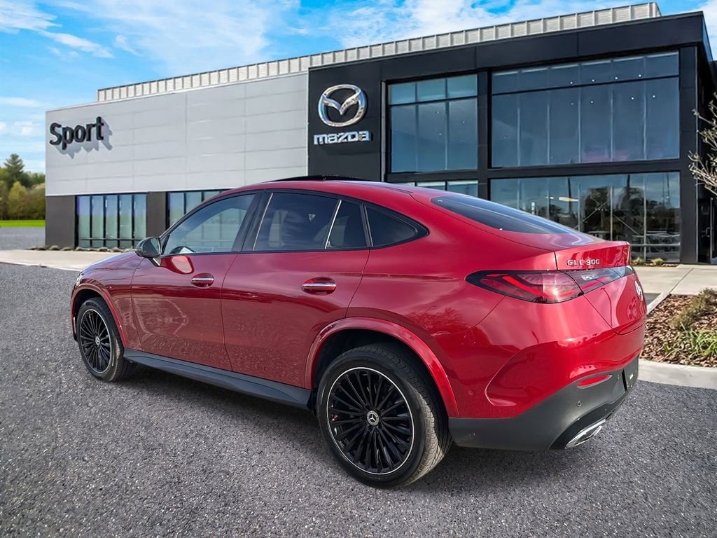 Used 2024 Mercedes-Benz GLC 300 4MATIC image 5