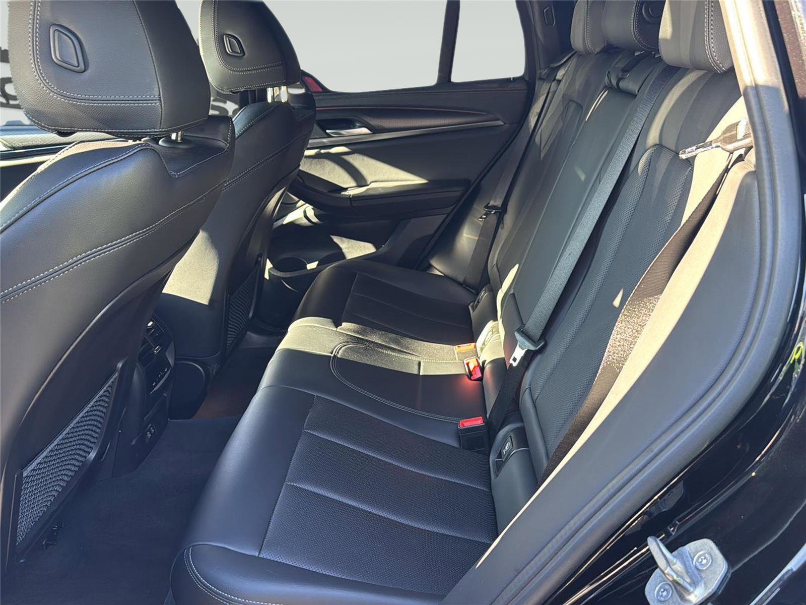 Used 2023 BMW X4 M40i w/ Premium Package AWD/4WD image 26