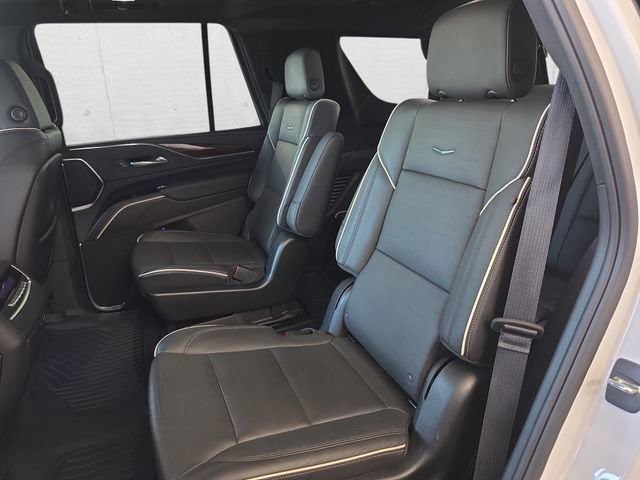 Certified 2023 Cadillac Escalade Premium Luxury AWD/4WD image 15