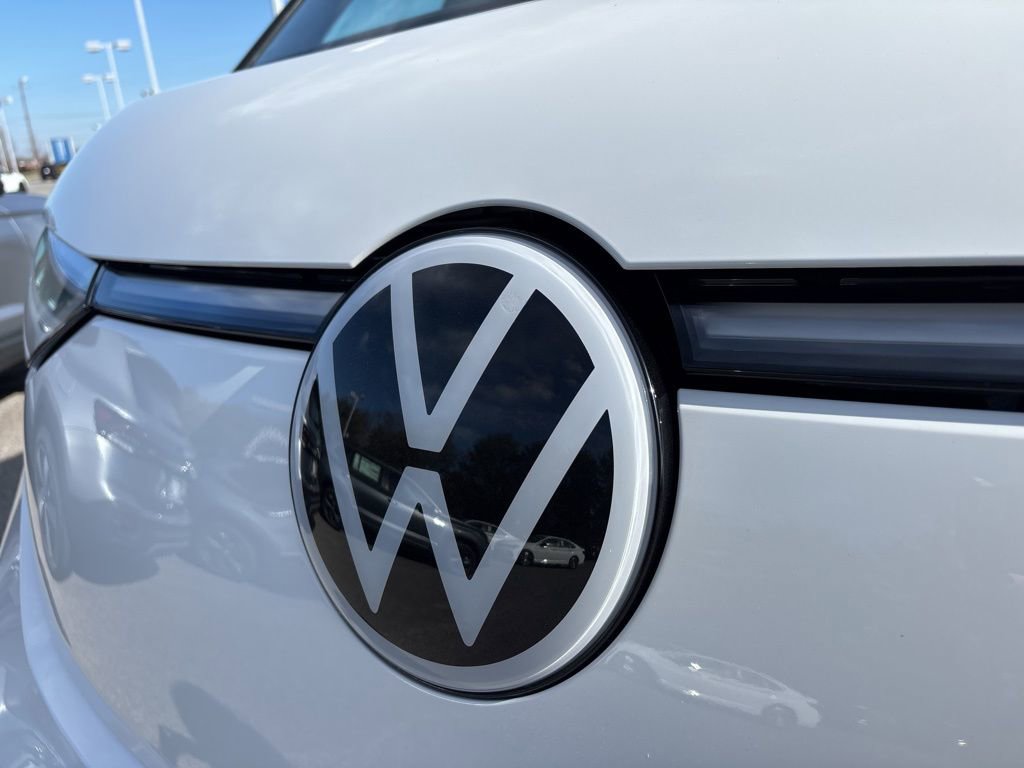 New 2025 Volkswagen ID. Buzz Pro S image 9
