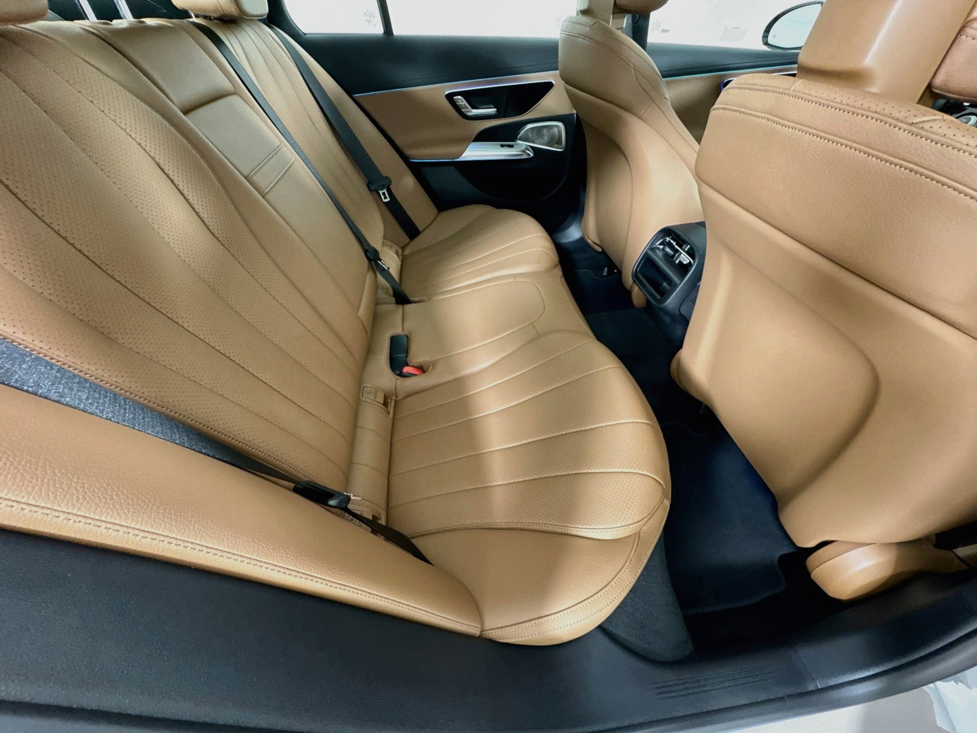 New 2027 Mercedes-Benz E 350 Sedan image 30