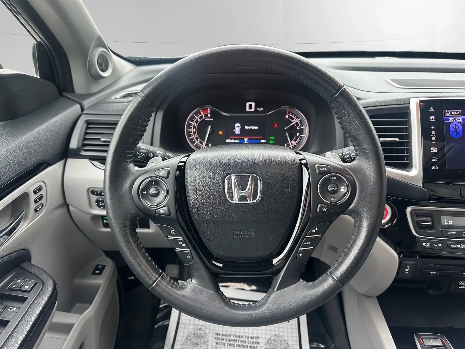 Used 2018 Honda Pilot Touring image 31