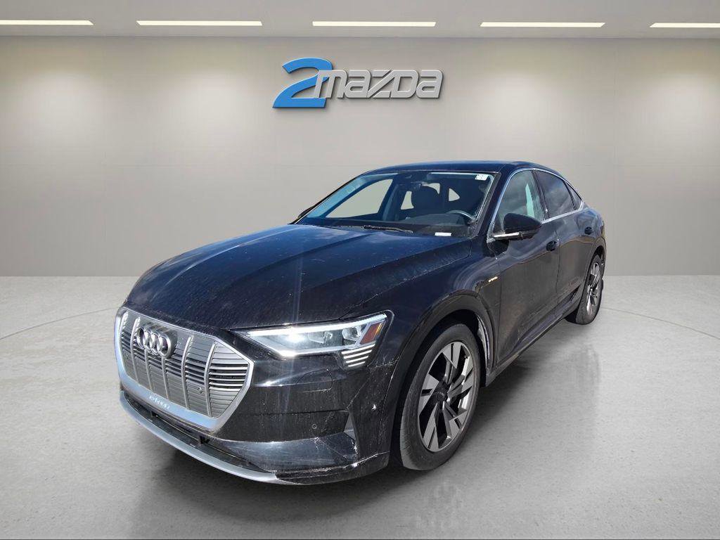 Used 2020 Audi e-tron Premium Plus image 1
