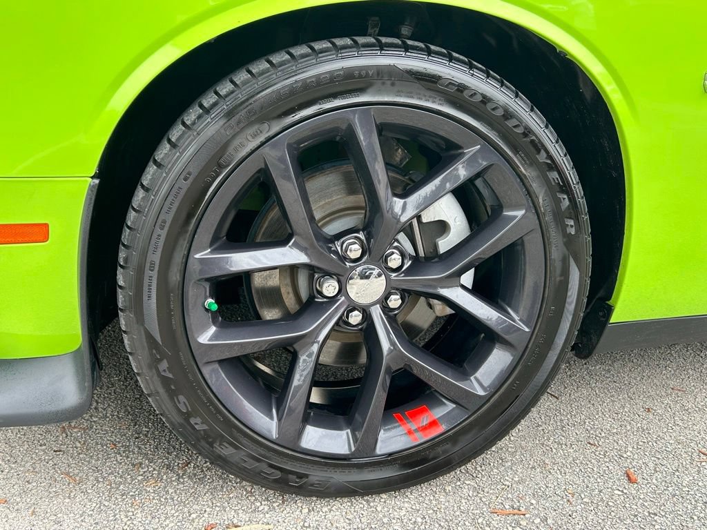 Used 2023 Dodge Challenger R/T RWD image 10