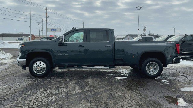 Certified 2025 Chevrolet Silverado 3500 LTZ w/ LTZ Convenience Package image 5