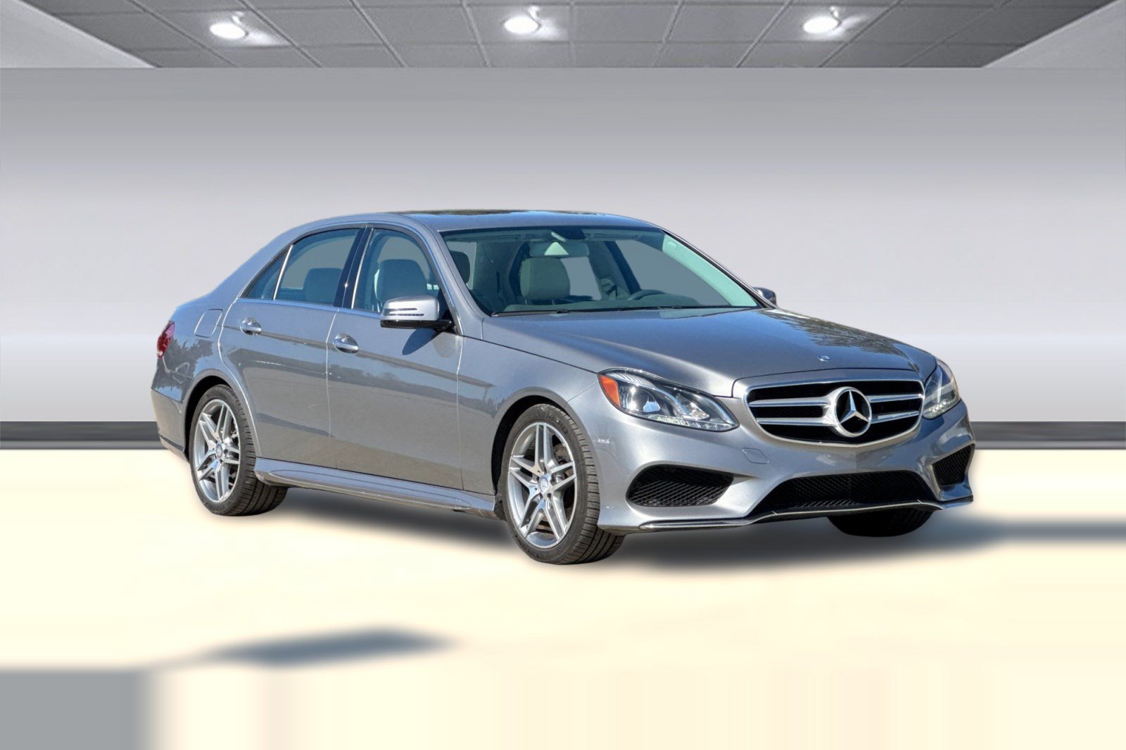 Used 2014 Mercedes-Benz E 350 Sedan image 7