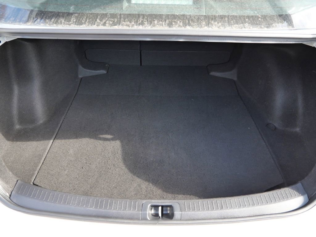 Used 2024 Toyota Corolla LE image 20