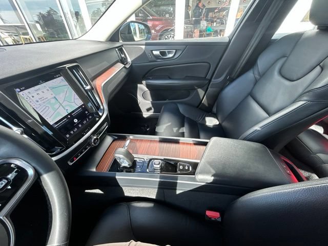 Certified 2024 Volvo S60 B5 Plus w/ Climate Package AWD/4WD image 21