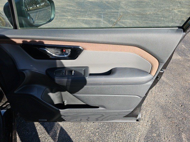 Used 2025 Subaru Forester Sport image 15