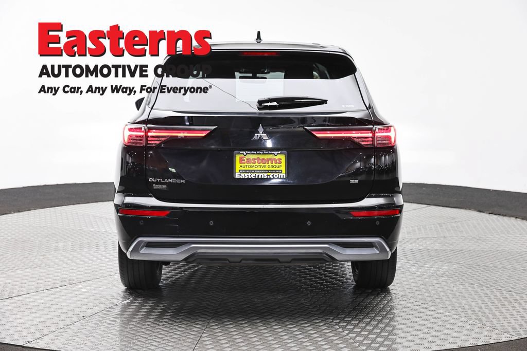 Used 2025 Mitsubishi Outlander SE AWD/4WD image 6