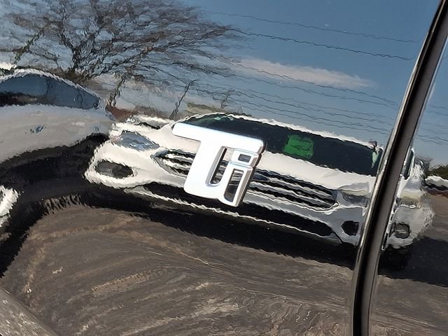 Used 2024 Alfa Romeo Tonale Ti w/ Premium Interior Package image 33