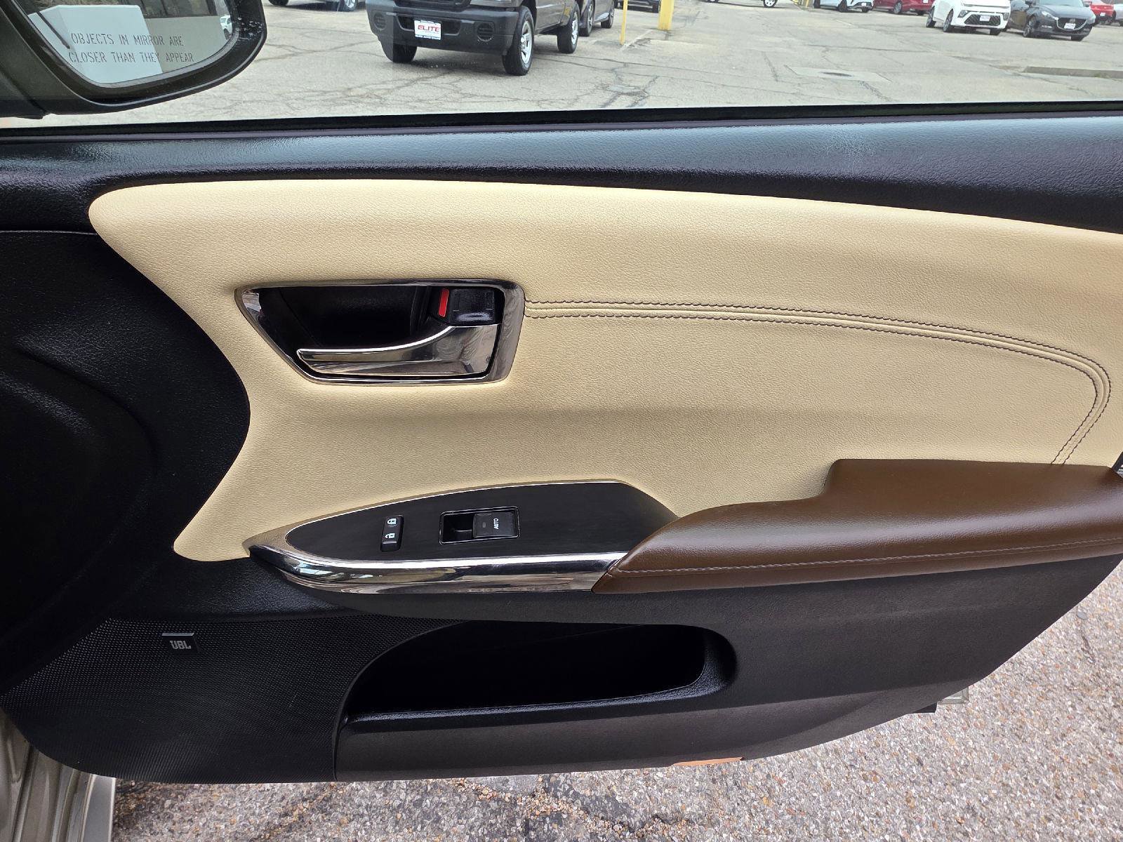 Used 2018 Toyota Avalon Limited FWD image 78