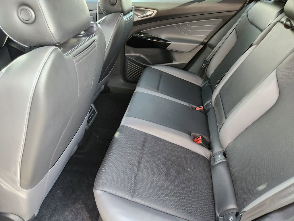 Used 2023 Volkswagen ID.4 Pro S image 18