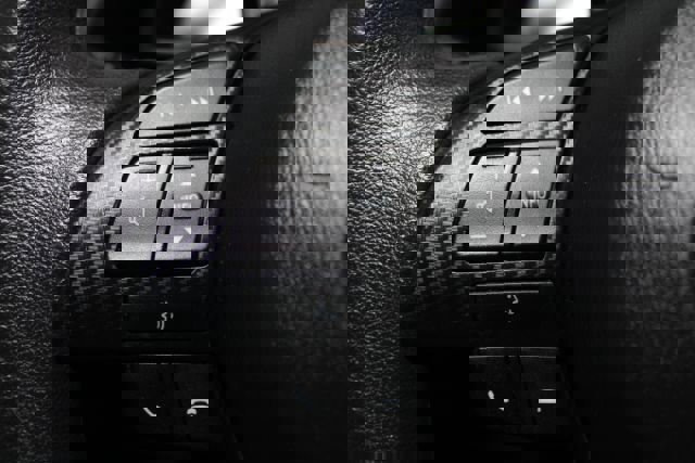 Used 2015 MAZDA MAZDA3 i Sport image 15