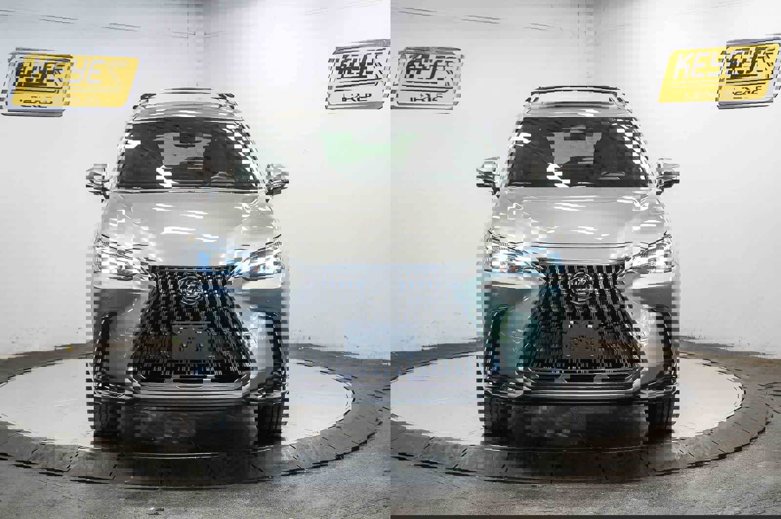 Used 2024 Lexus NX 350h AWD image 6