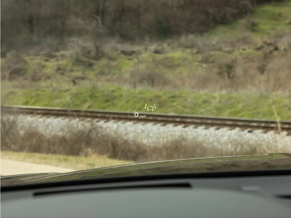 Used 2025 Bentley Bentayga V8 image 34