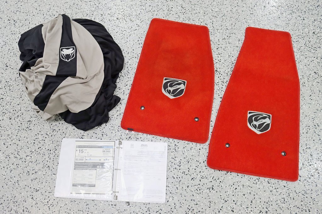 Used 2015 Dodge Viper w/ Quick Order Package 22J GT image 31