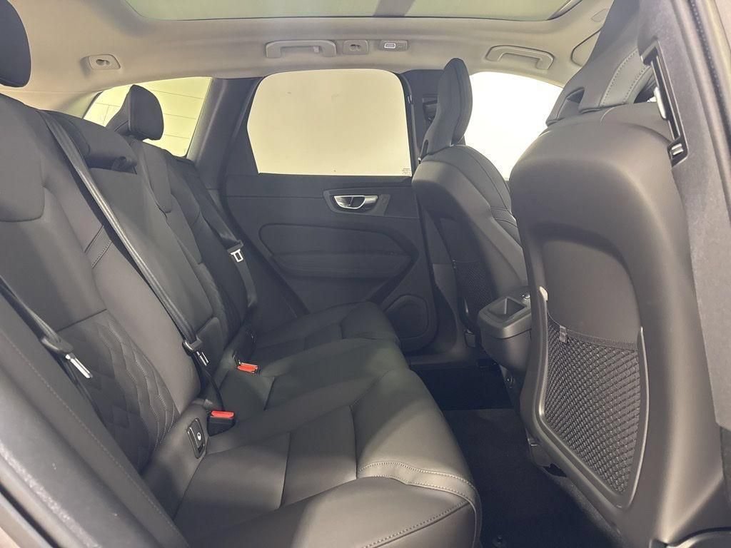 New 2026 Volvo XC60 B5 Plus w/ Protection Package Premier AWD/4WD image 25