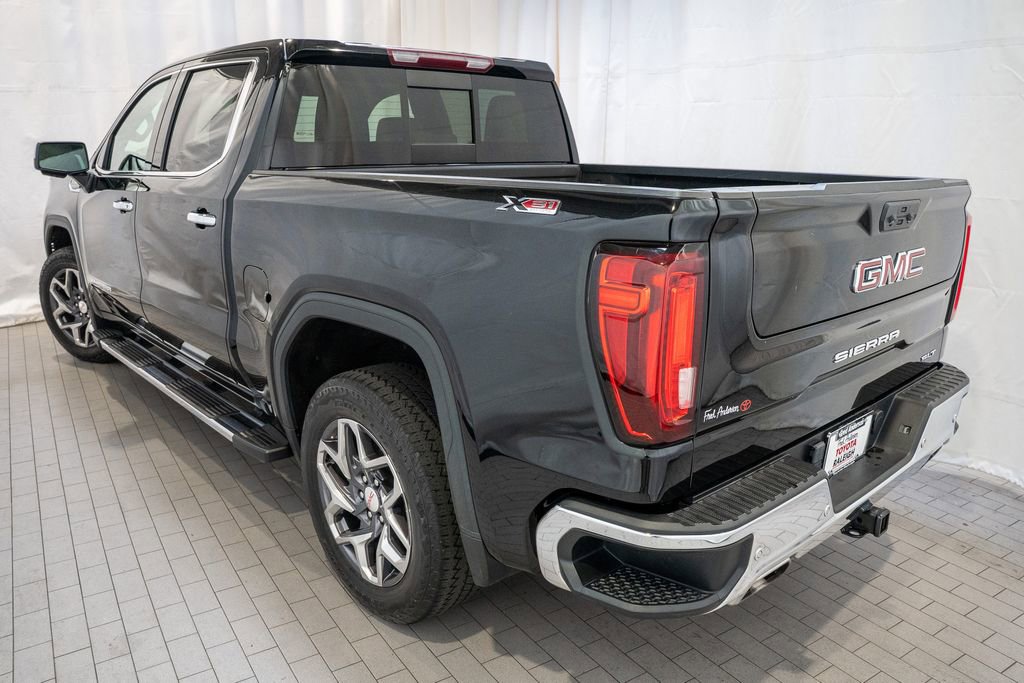 Used 2022 GMC Sierra 1500 SLT w/ SLT Premium Plus Package image 4