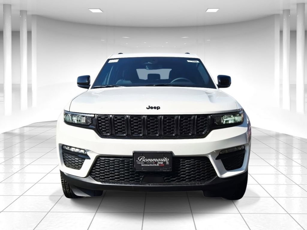New 2025 Jeep Grand Cherokee Limited w/ Black Appearance Package AWD/4WD image 8