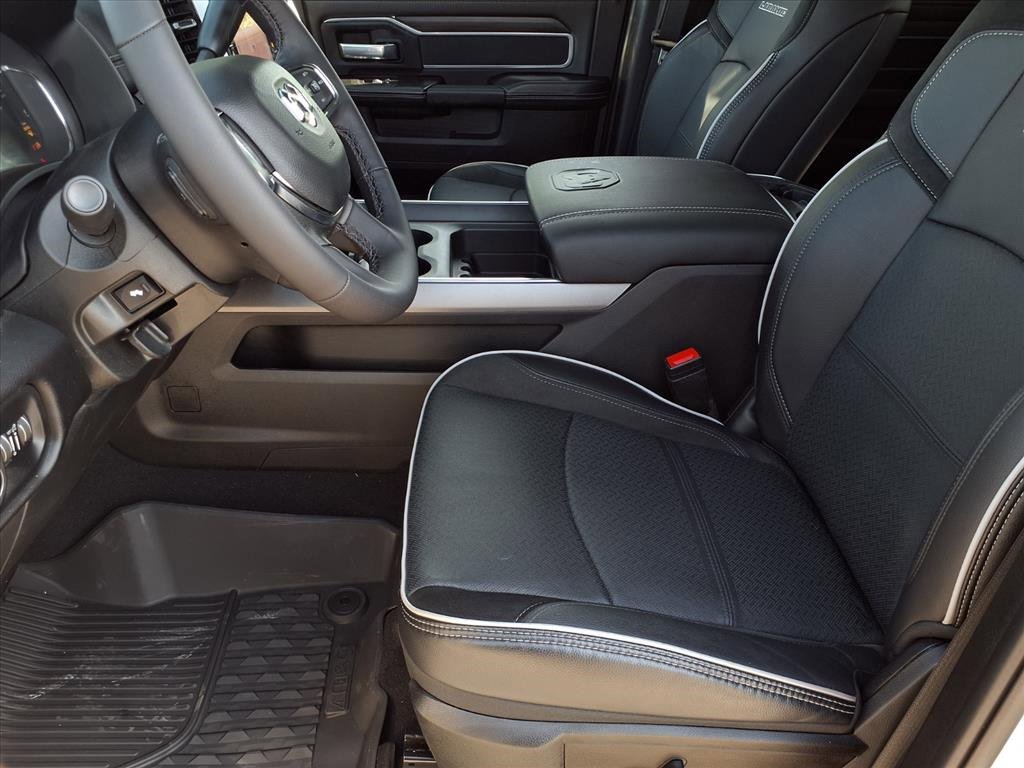 Used 2025 RAM 3500 Laramie image 7