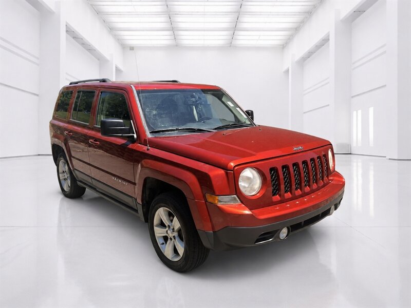 Used 2012 Jeep Patriot Latitude w/ Sun/Sound Group AWD/4WD image 1