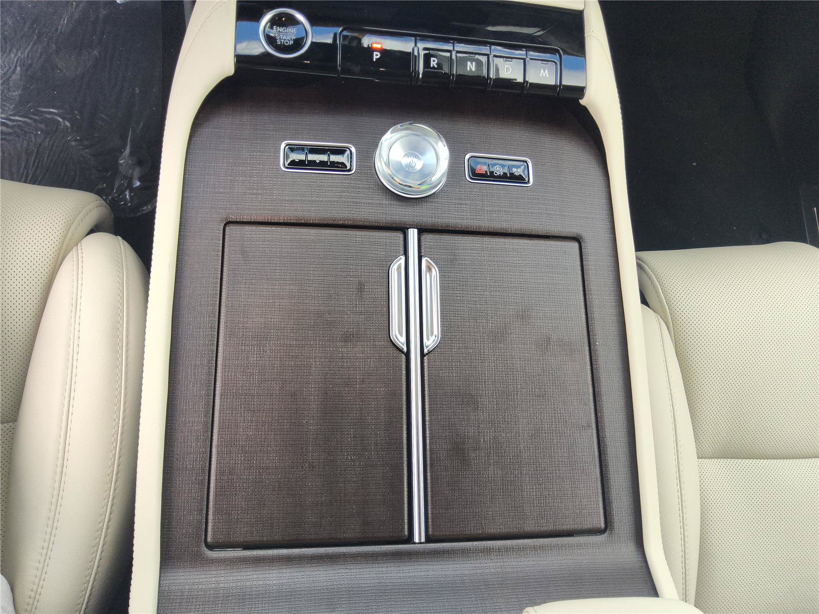 New 2027 Lincoln Navigator Reserve AWD/4WD image 21