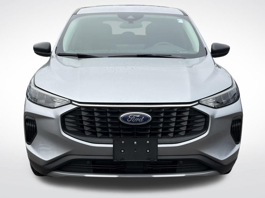 Used 2023 Ford Escape Active w/ Tech Pack #1 AWD/4WD image 3
