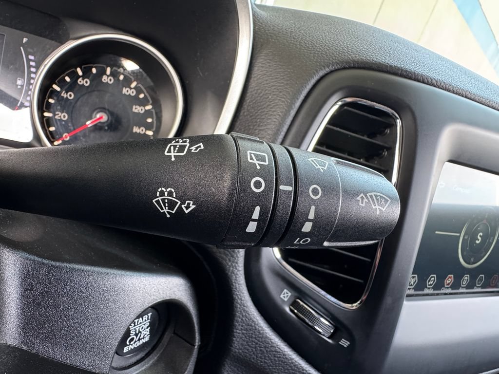 Used 2020 Jeep Compass Latitude AWD/4WD image 14