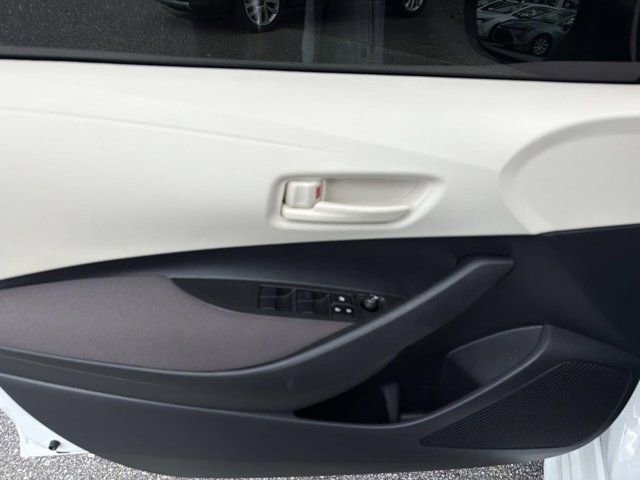 Certified 2025 Toyota Corolla LE image 7