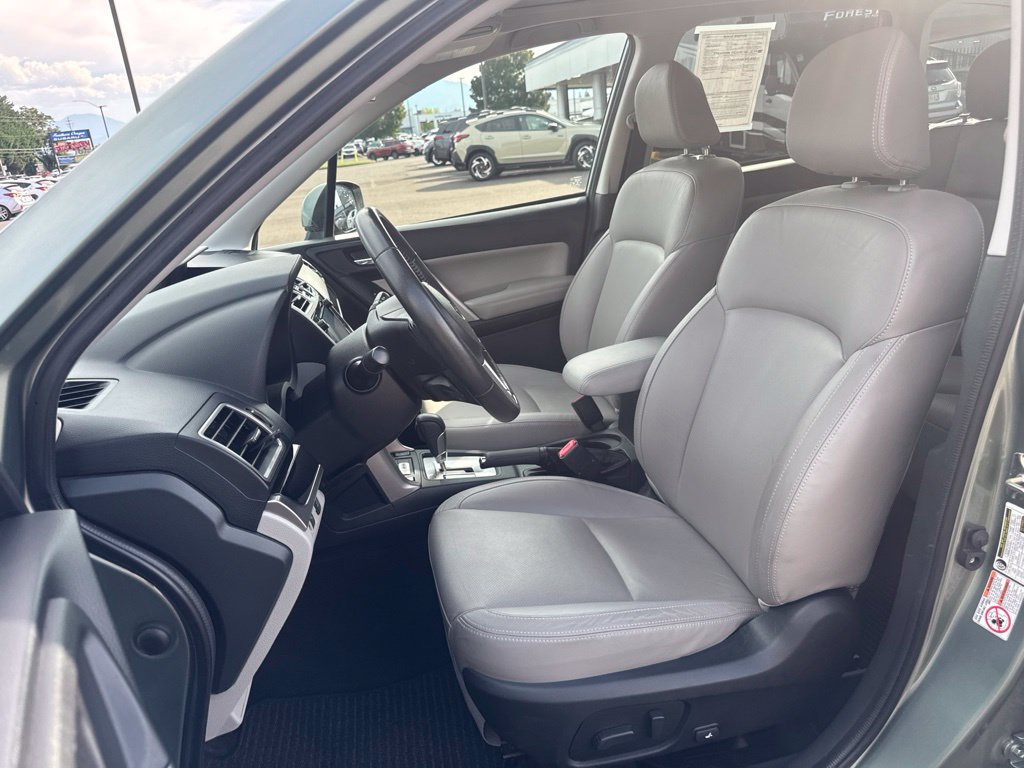 Used 2018 Subaru Forester 2.5i Limited AWD/4WD image 10