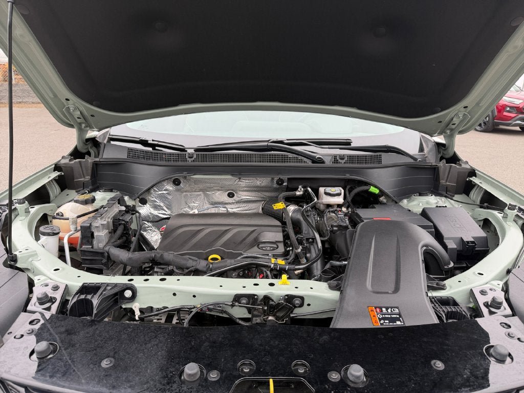 Used 2024 Chevrolet Trax ACTIV w/ Sunroof Package FWD image 30