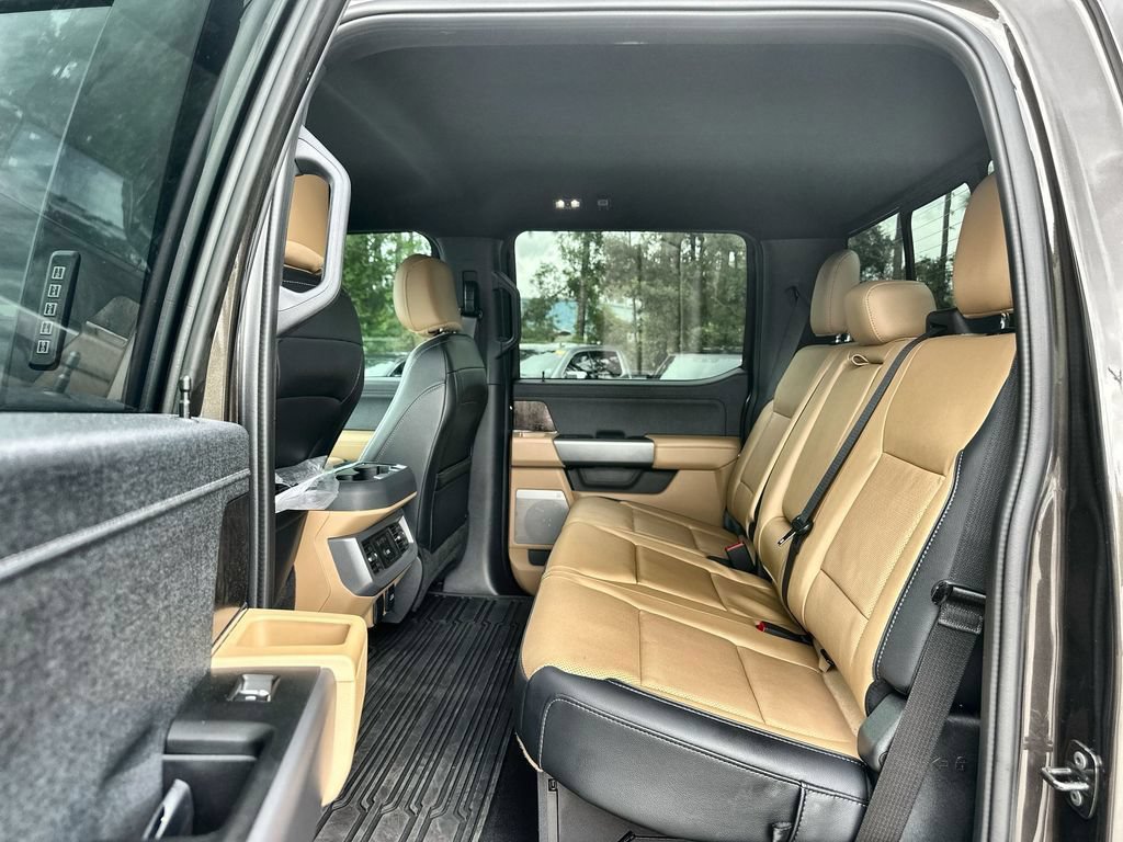 Used 2024 Ford F250 Lariat w/ Lariat Ultimate Package AWD/4WD image 22