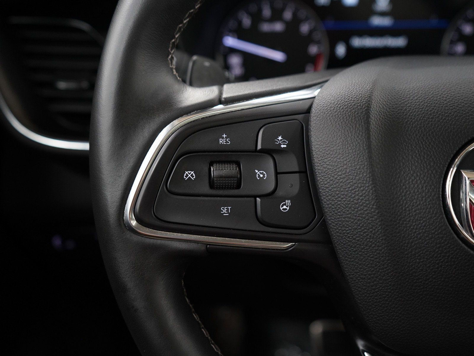 Used 2023 Buick Envision Essence w/ Technology Package I AWD/4WD image 26