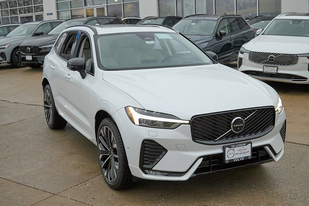 New 2026 Volvo XC60 B5 Ultra w/ Protection Package Premier image 4
