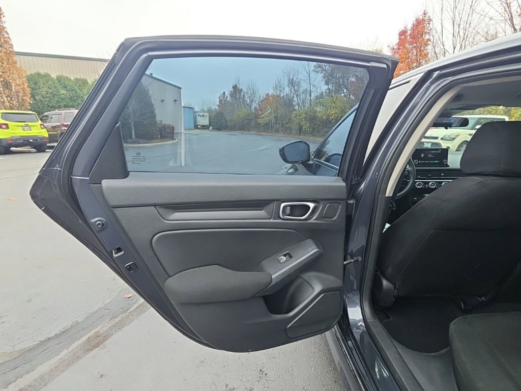 Used 2022 Honda Civic LX image 29