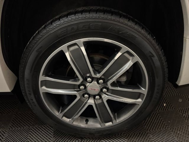 Used 2019 GMC Acadia Denali w/ Technology Package AWD/4WD image 28