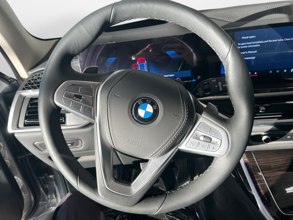 Certified 2026 BMW X7 xDrive40i image 10