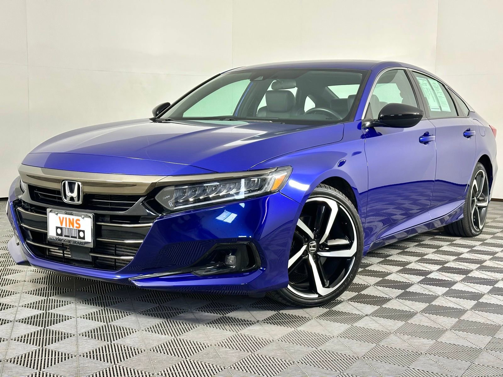 Used 2018 Honda Accord Sport image 33