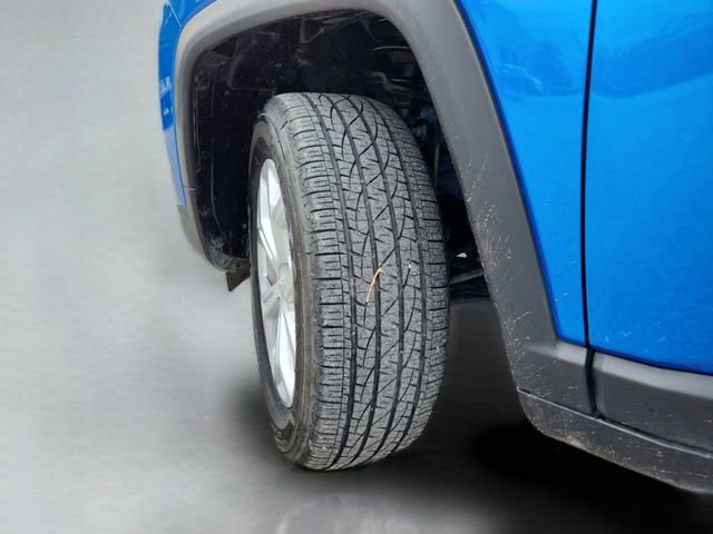 Used 2024 Jeep Compass Sport image 32