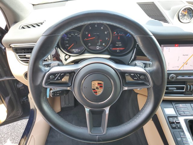 Certified 2020 Porsche Macan AWD/4WD image 28